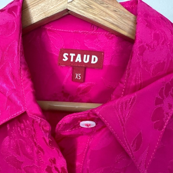 STAUD XS Alyssa Damask Tonal Floral Pocket Front Button Up Shirt in Peony - Picture 7 of 11